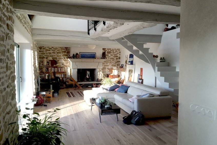 Photo de l'intérieur d'une maison rénovée par Thomas DANGEL.